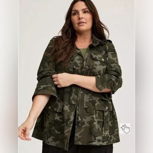 Torrid Green Camouflage Utility Military Jacket Plus Size 2 Stretch Twill Anorak